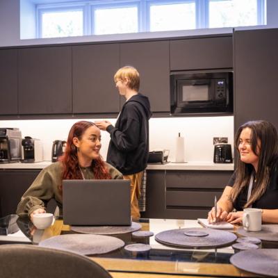 L16 Studios - Media Academy